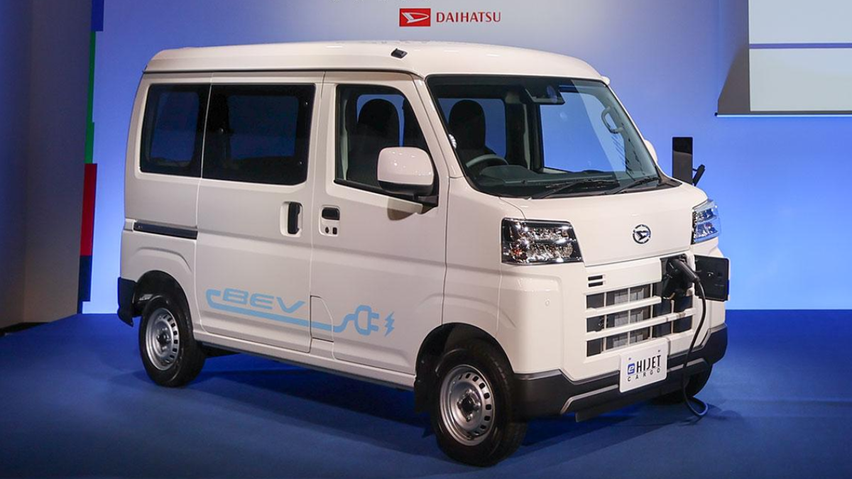 ダイハツ e-ハイゼット カーゴ／e-アトレー EV｜航続距離・価格 