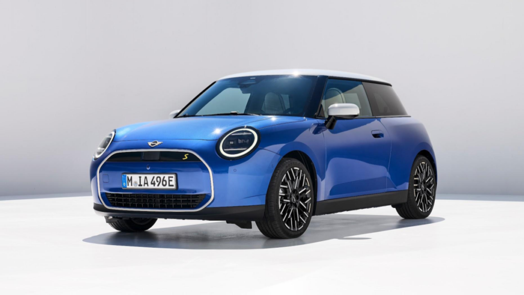 MINI MINI Cooper EV｜航続距離・価格・グレード比較まとめ ｜EV充電 